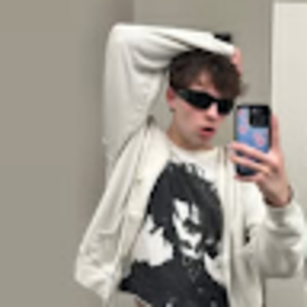 Meet your Posher, Lia